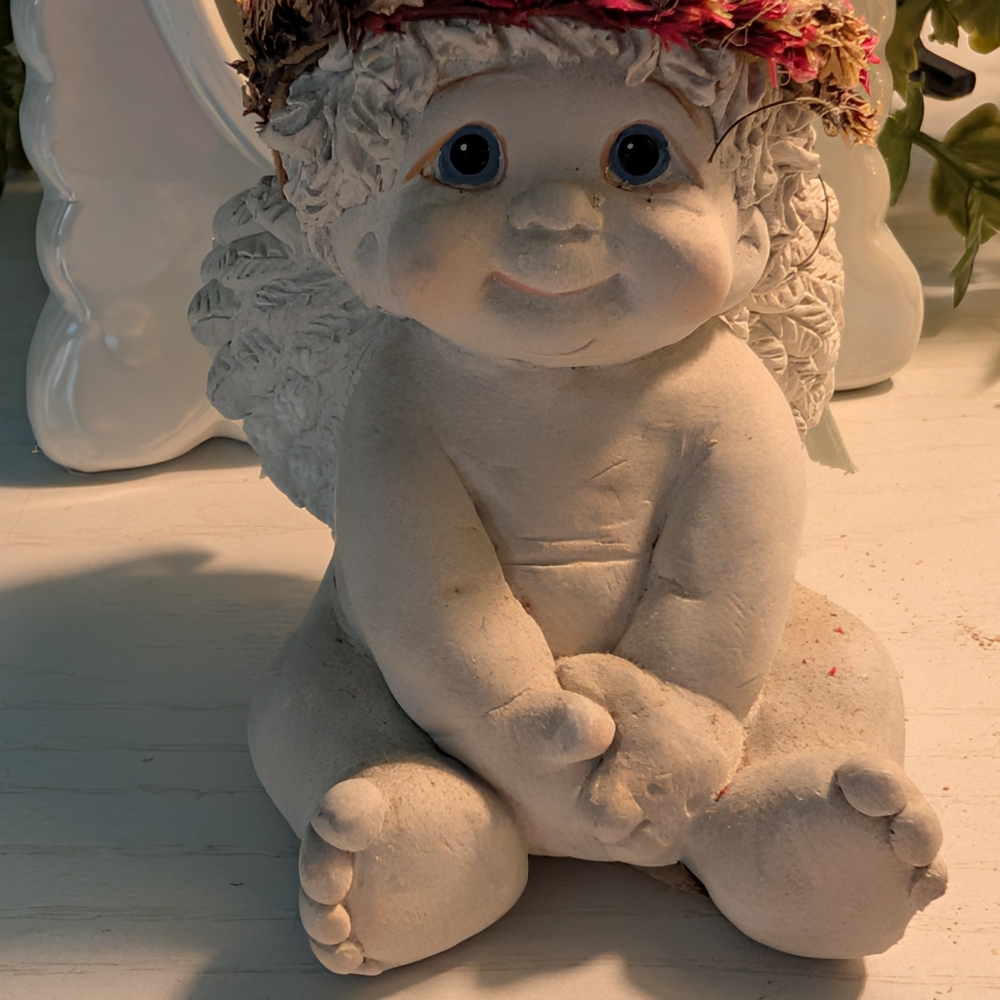 Dreamsicles Cherubic Angel Floral Crown 3" x 3" - Picture 2 of 3